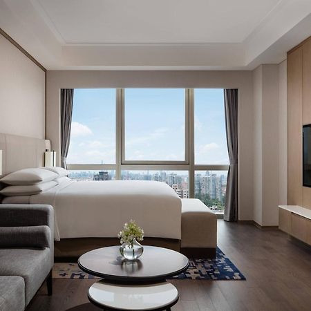 Shanghai Marriott Hotel Pudong East - Only A 30 Minute Drive From Disney Exteriör bild