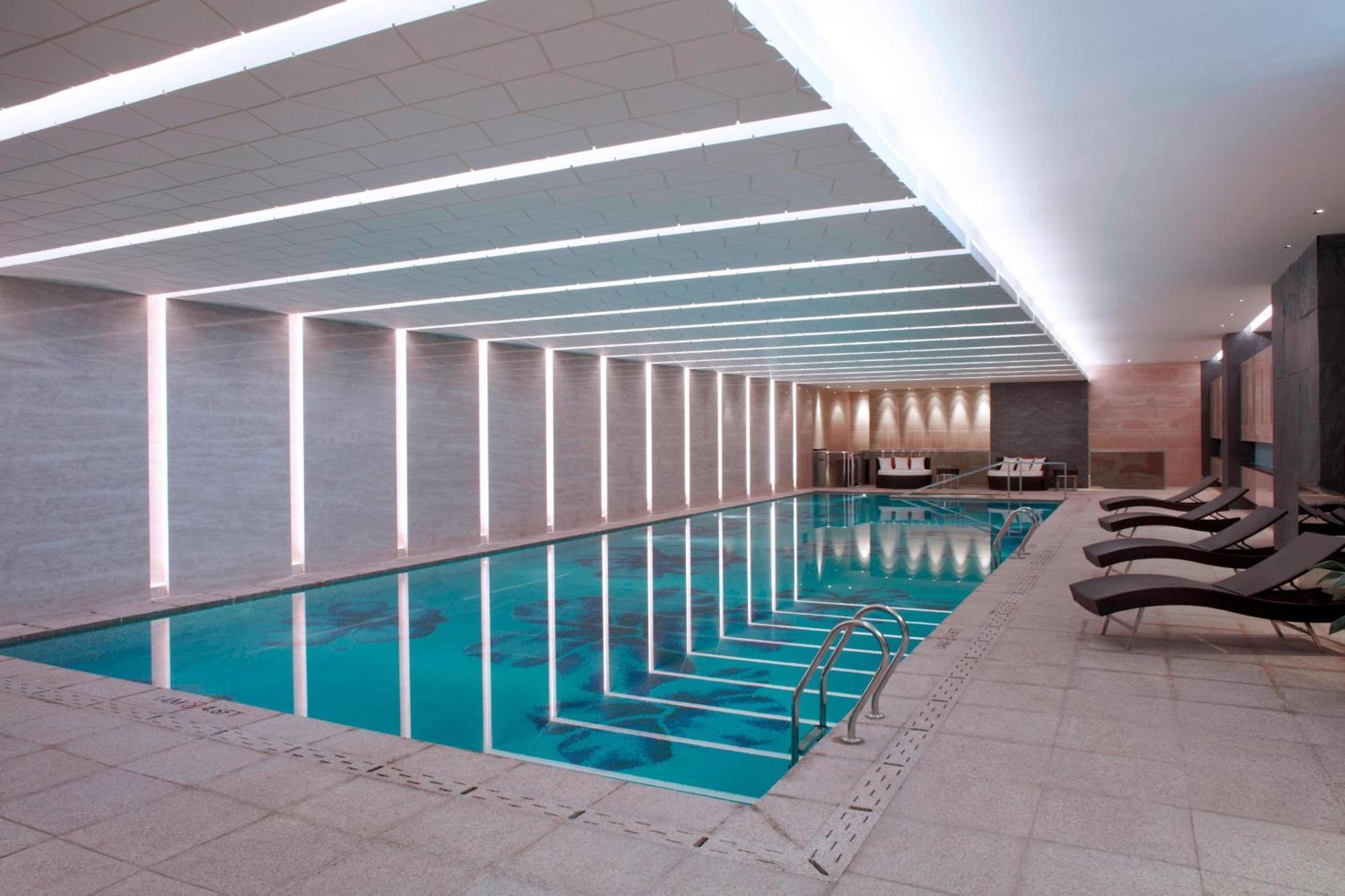 Shanghai Marriott Hotel Pudong East - Only A 30 Minute Drive From Disney Exteriör bild