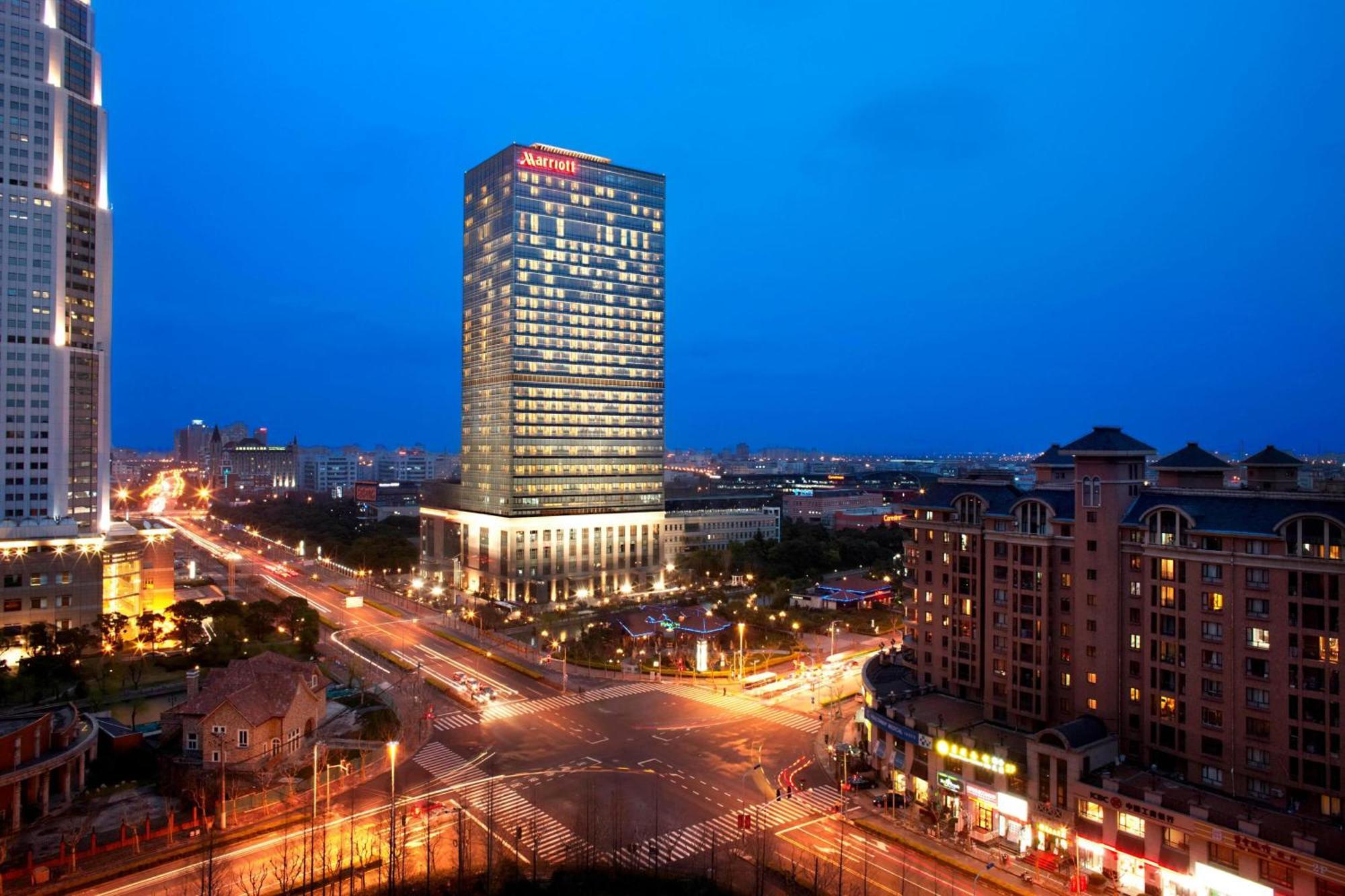 Shanghai Marriott Hotel Pudong East - Only A 30 Minute Drive From Disney Exteriör bild
