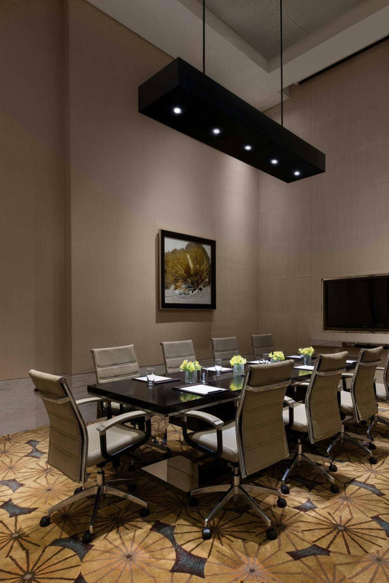 Shanghai Marriott Hotel Pudong East - Only A 30 Minute Drive From Disney Exteriör bild