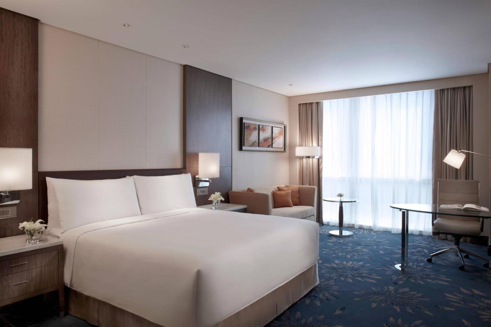 Shanghai Marriott Hotel Pudong East - Only A 30 Minute Drive From Disney Exteriör bild